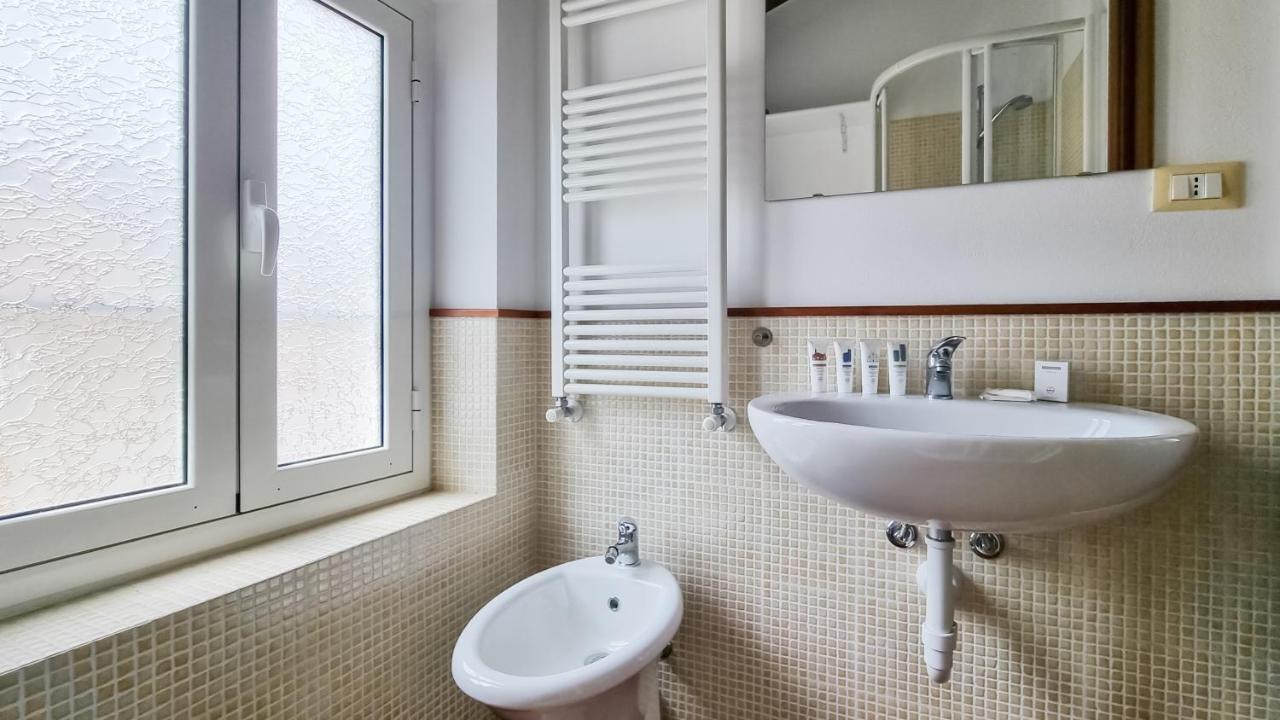 Italianway - Costiglioli 8 Appartement San Remo Buitenkant foto